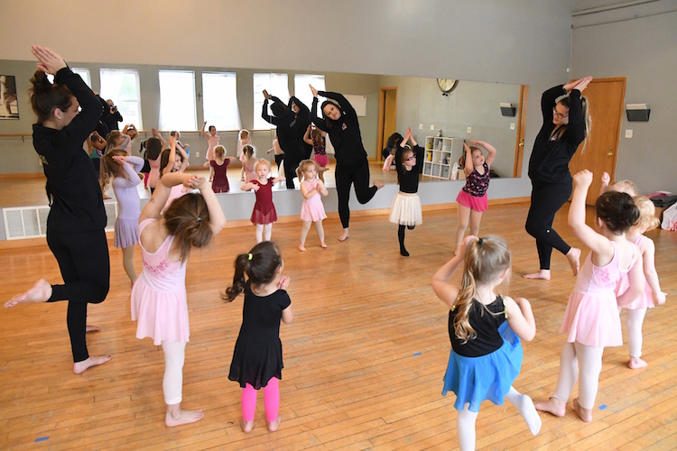 Nichole Pierman and instructors lead a dance class at In His Steps studio