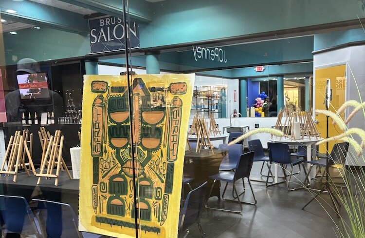 Interior view of Imagine Art N Lee at Crossroads Mall.